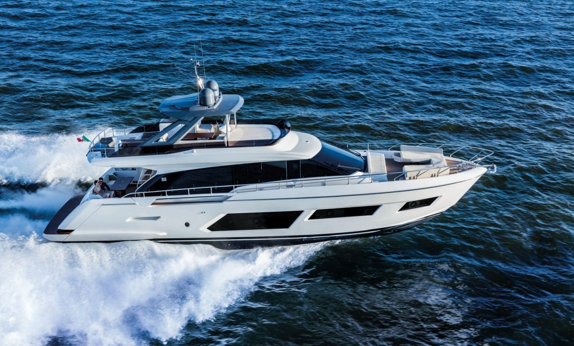 Ferretti Yachts 670 cruising