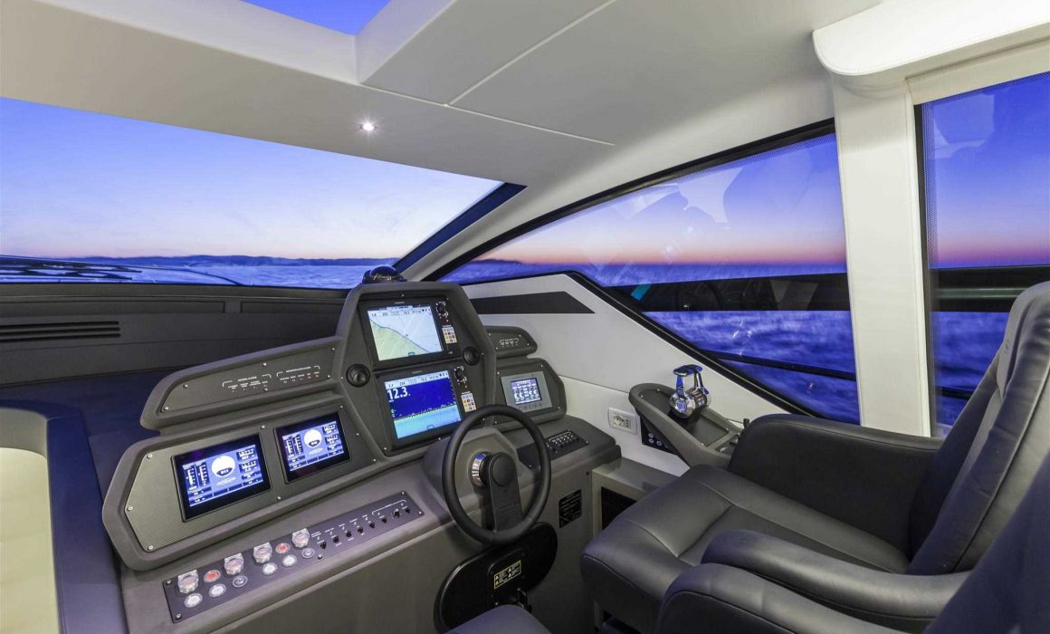 Pershing 62 main deck