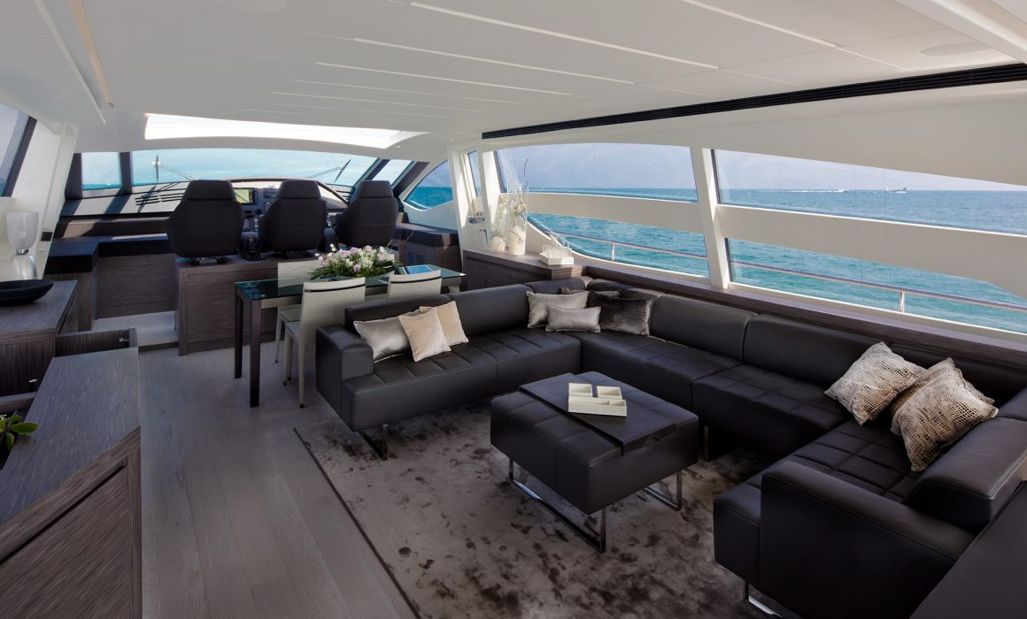 Pershing 82 main deck